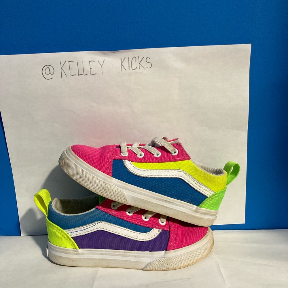 Baby vans mismatch used great condition size 9c